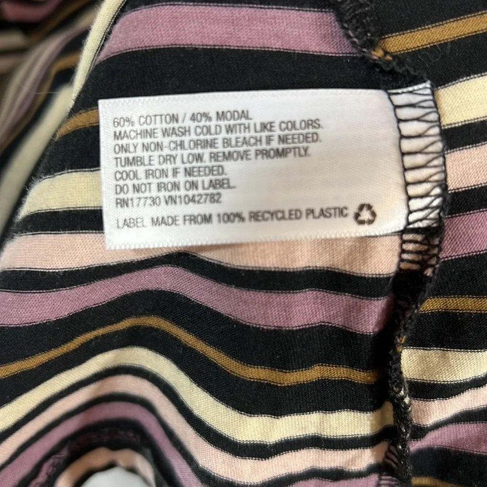 Ava & Viv stripe long sleeve top size 1X - Picture 7 of 11